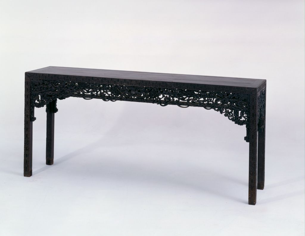 图片[1]-Red sandalwood carved lotus pattern long table-China Archive